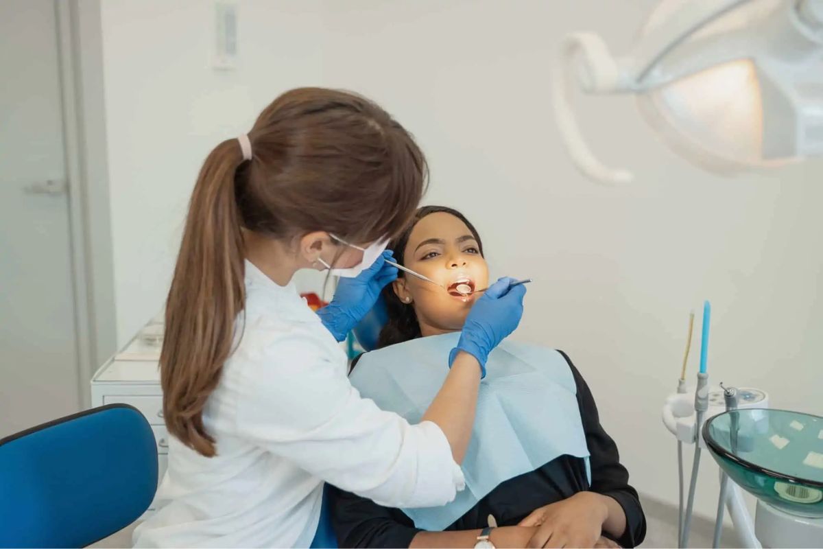How do Emergency Dentists Handle Severe Tooth Infections